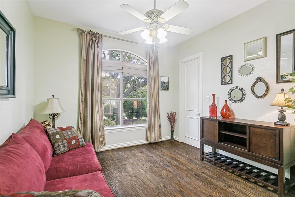 1709 Woodsboro Court Property Photo 19