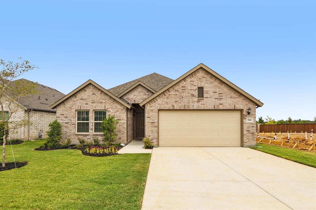 2816 Tamarack Lane Property Photo 1