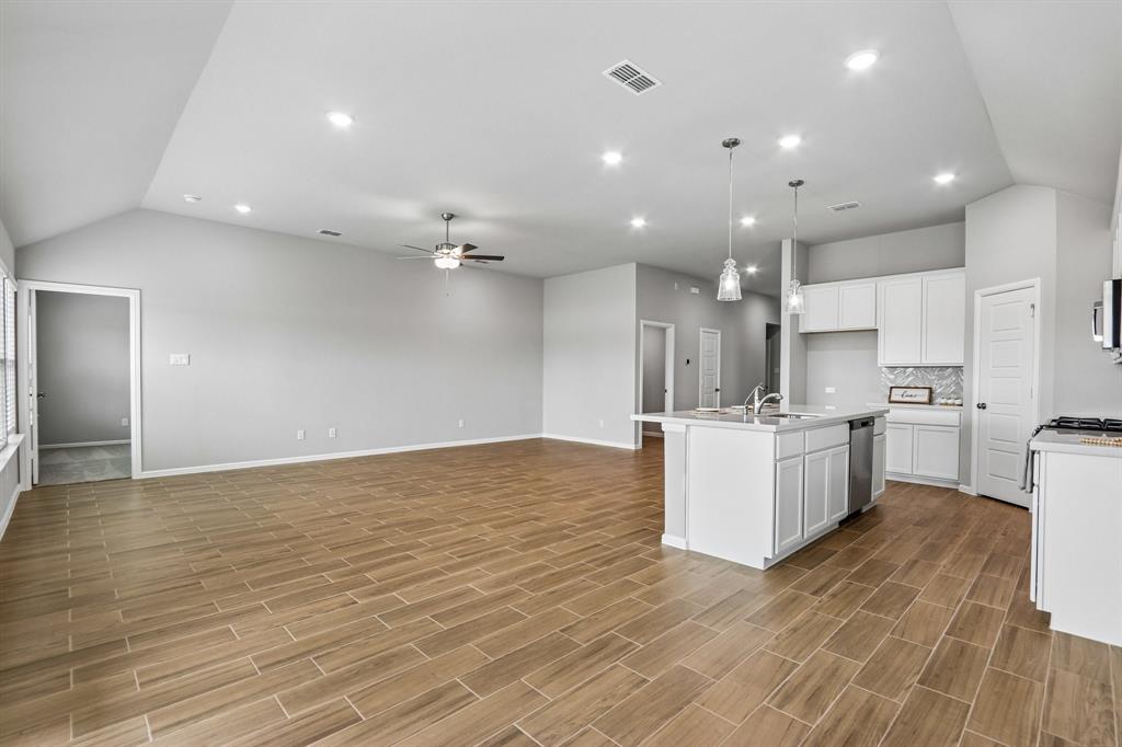 2816 Tamarack Lane Property Photo 12