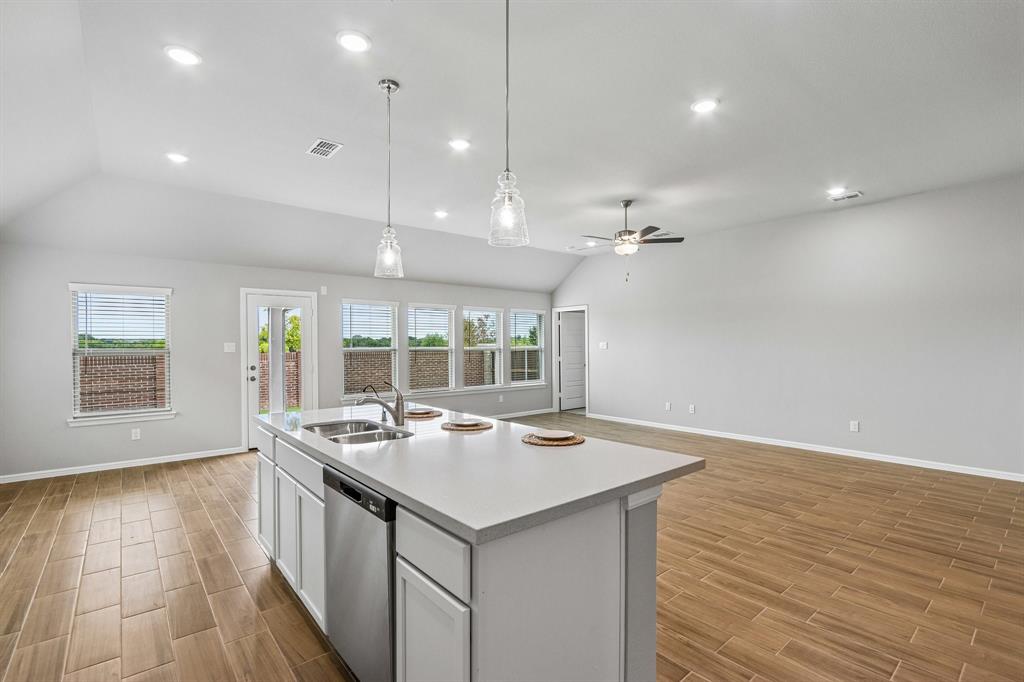 2816 Tamarack Lane Property Photo 16