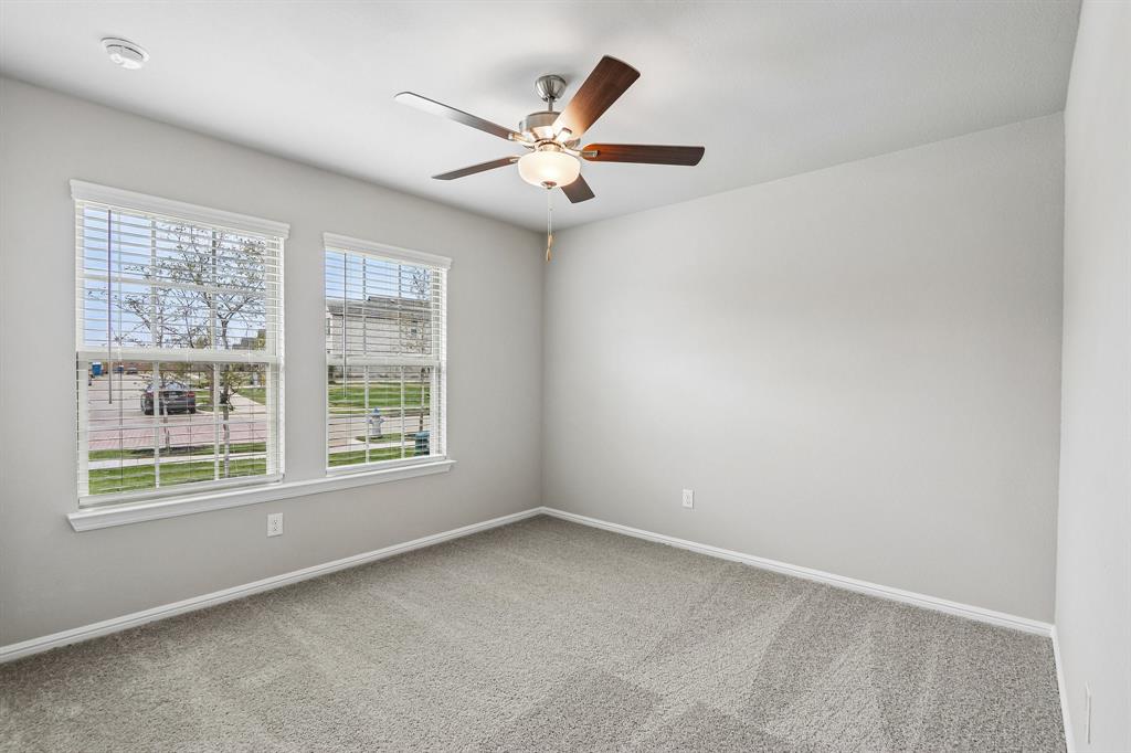 2816 Tamarack Lane Property Photo 18