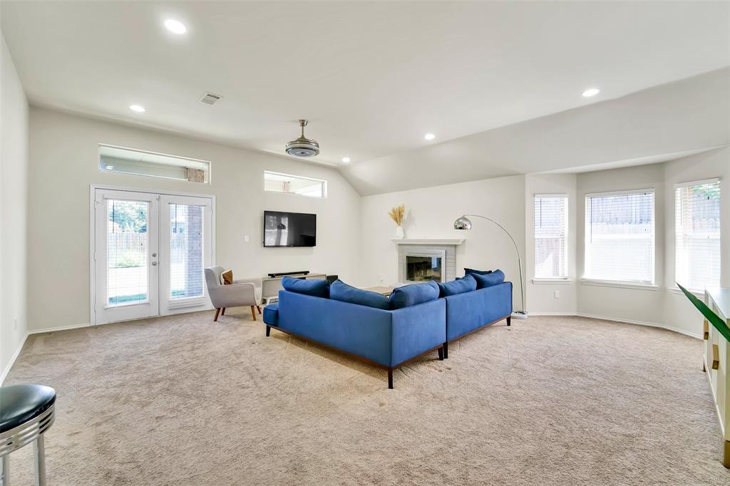 6707 Classen Trail Property Photo 4