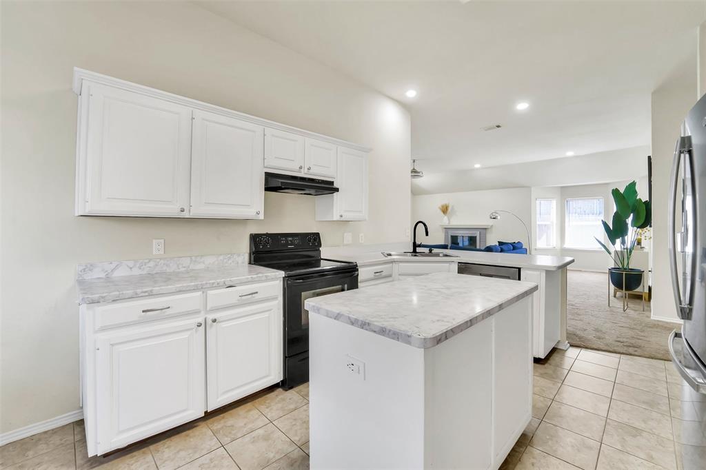 6707 Classen Trail Property Photo 8
