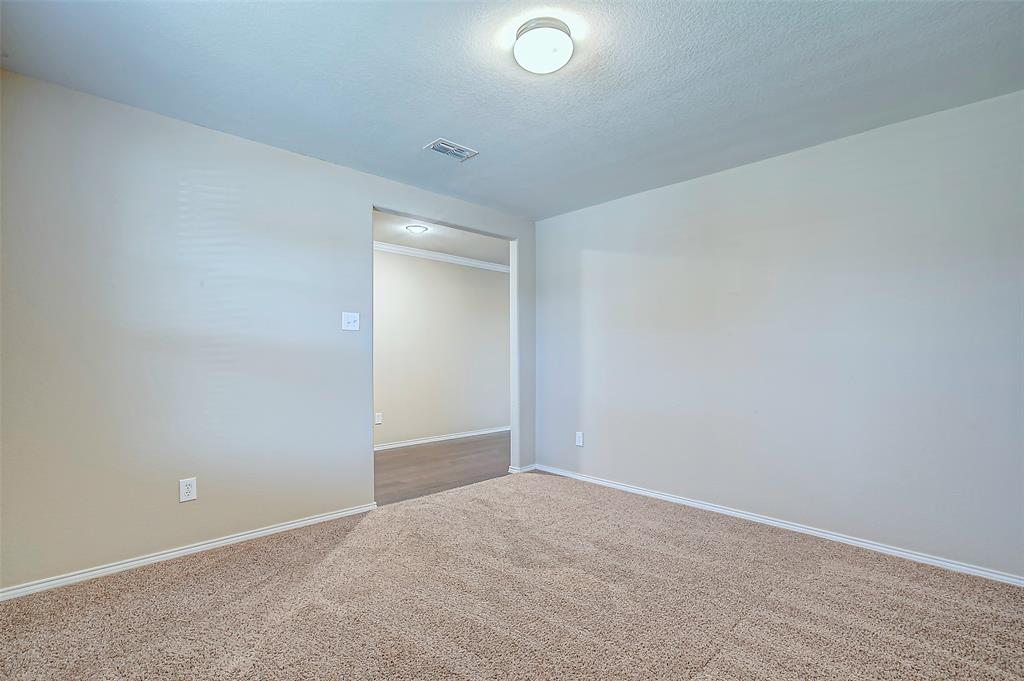 120 Abelia Drive Property Photo 6