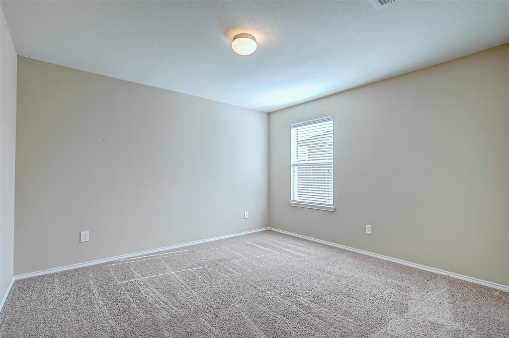 120 Abelia Drive Property Photo 7