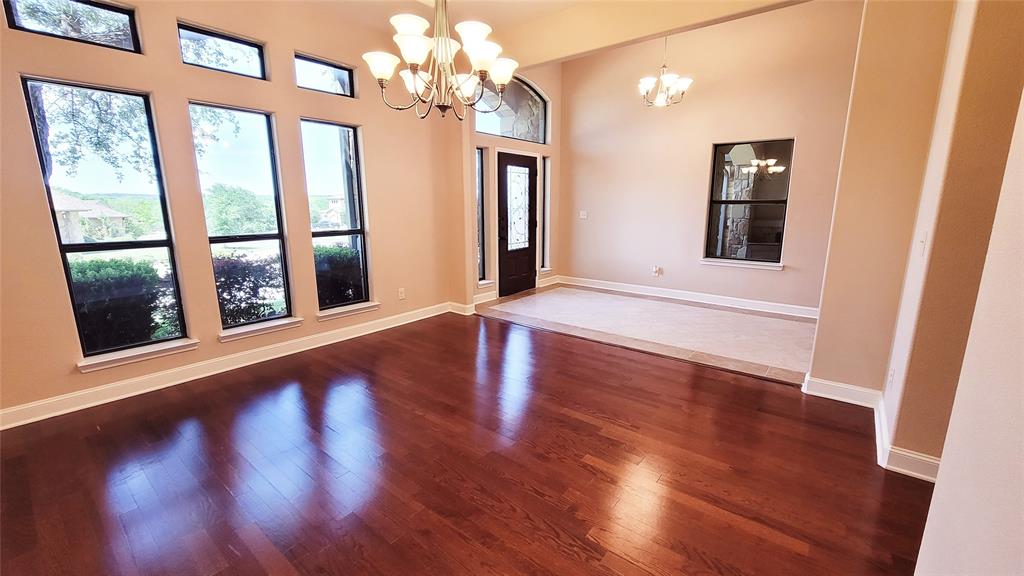 8001 Ridgeway Court Property Photo 2