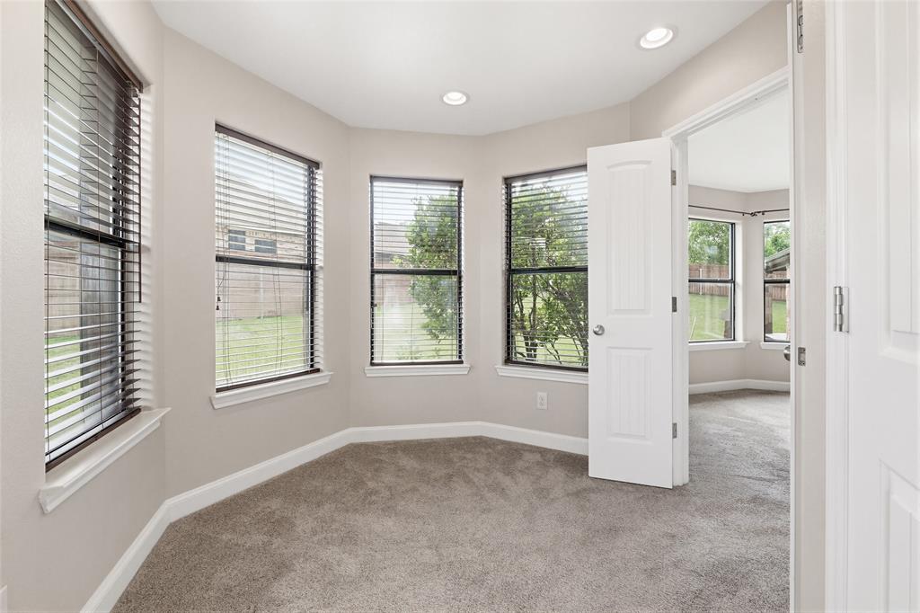 8001 Ridgeway Court Property Photo 18