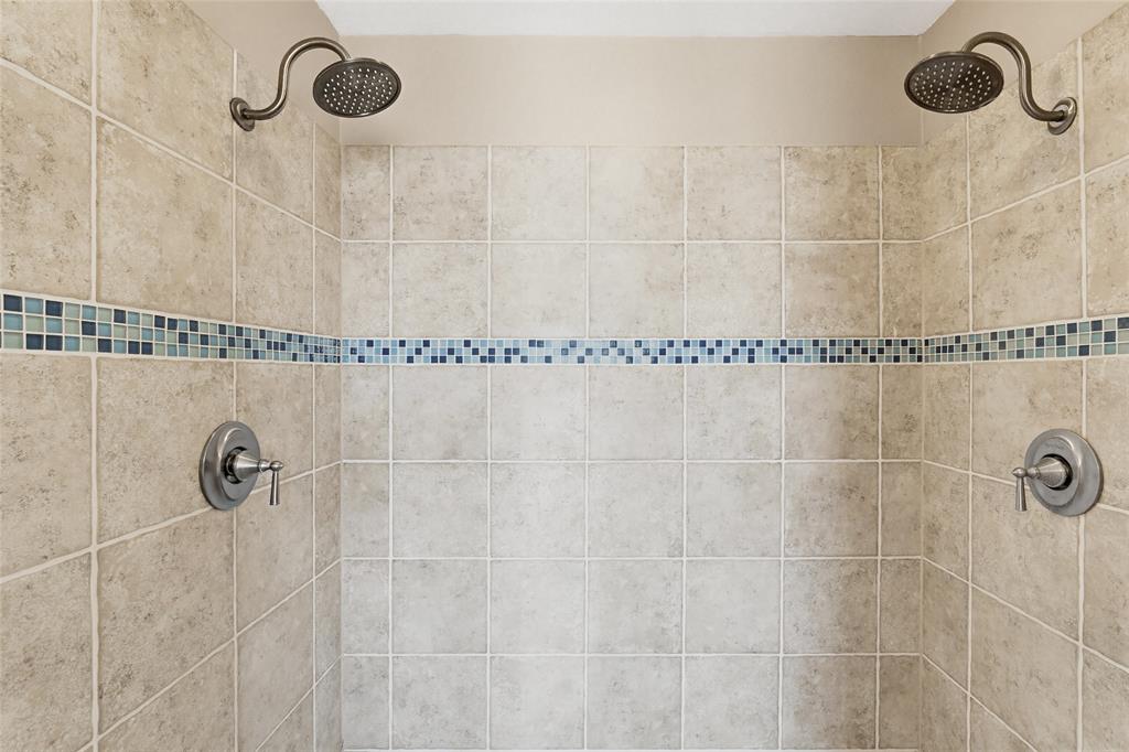 8001 Ridgeway Court Property Photo 21