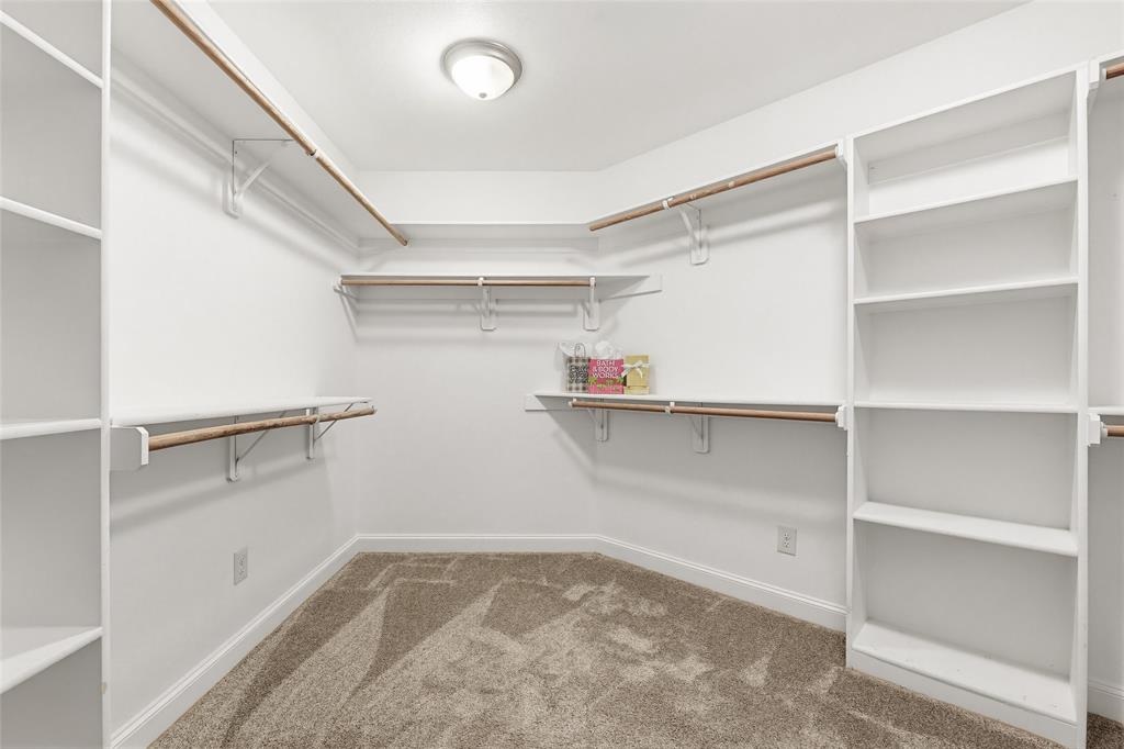 8001 Ridgeway Court Property Photo 23