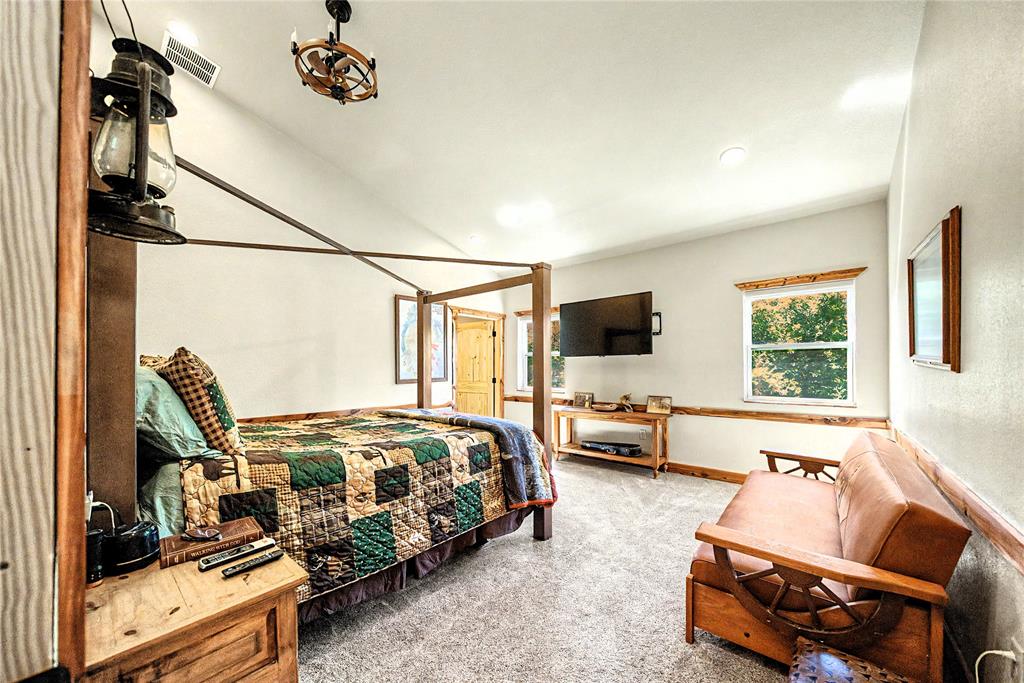 9439 County Road 103 Property Photo 7