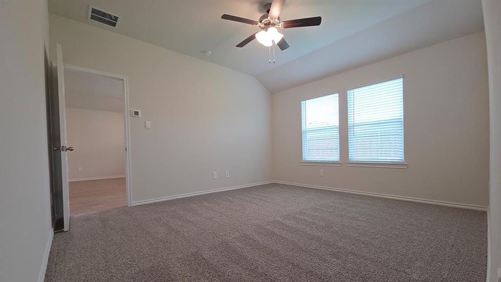 243 Desert Willow Way Property Photo 7