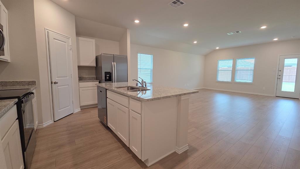 243 Desert Willow Way Property Photo 27