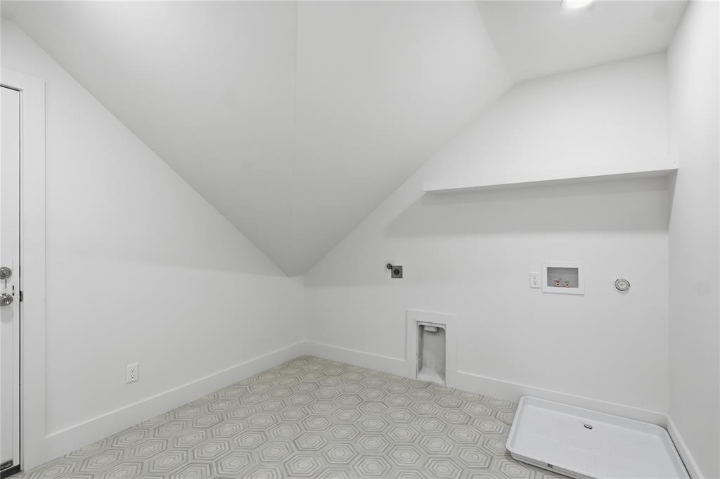 145 Sawgrass Drive Property Photo 37
