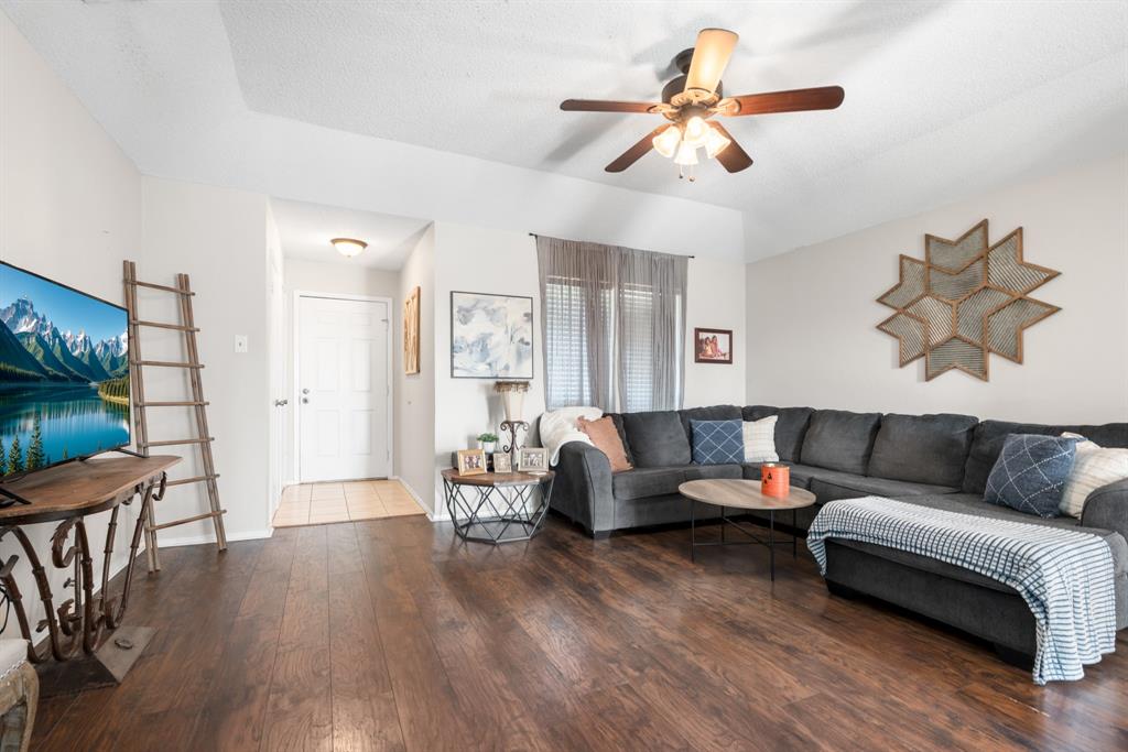 412 / 414 Bond Street Property Photo 4