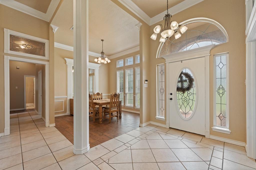 1701 W Lake Shore Drive Property Photo 6