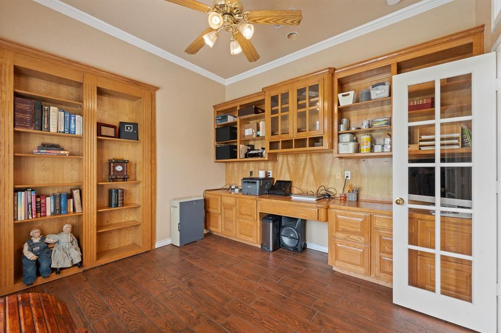 1701 W Lake Shore Drive Property Photo 17