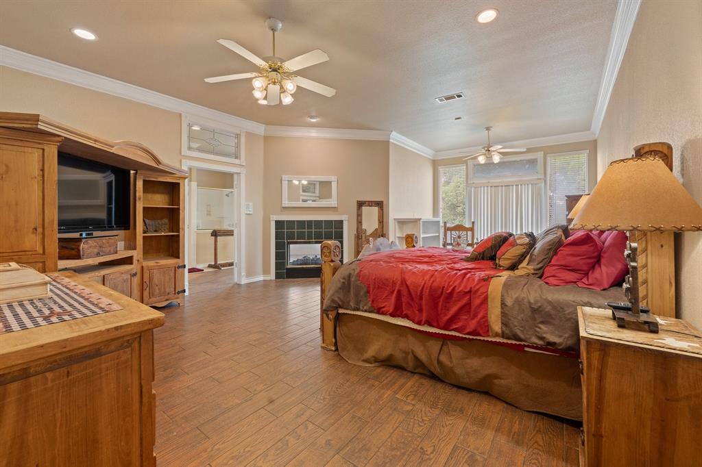 1701 W Lake Shore Drive Property Photo 18