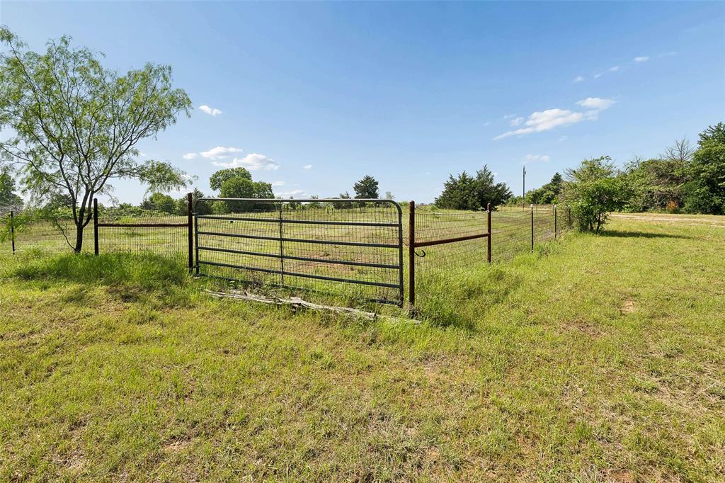194 Private Road 4663 Property Photo 6