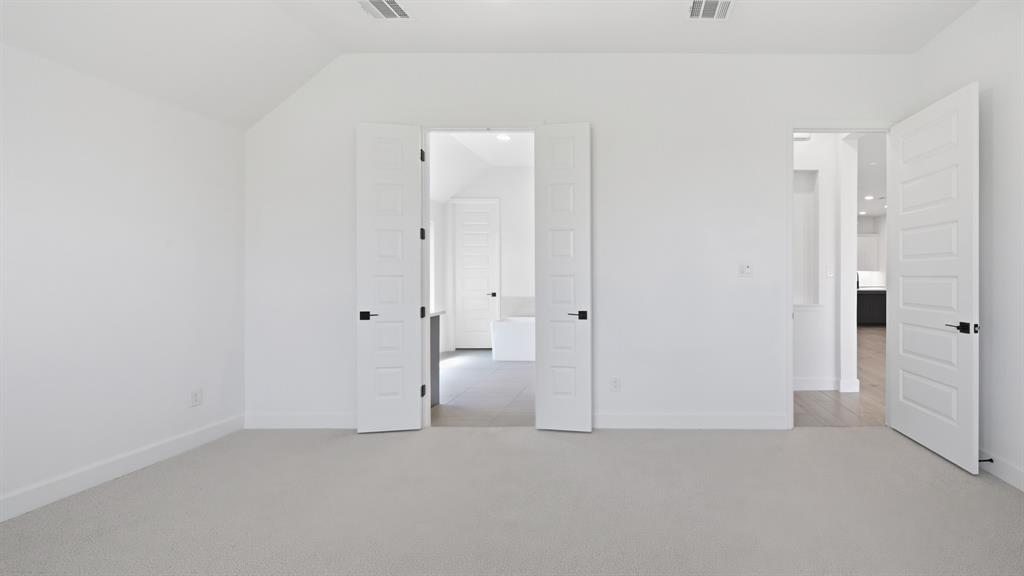 2529 Green Plateau Drive Property Photo 12