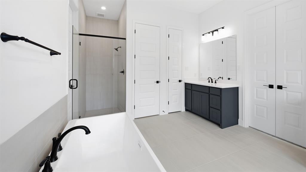 2529 Green Plateau Drive Property Photo 13