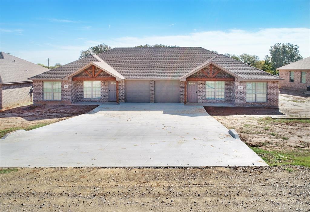 101 Lone Star Road Property Photo 2