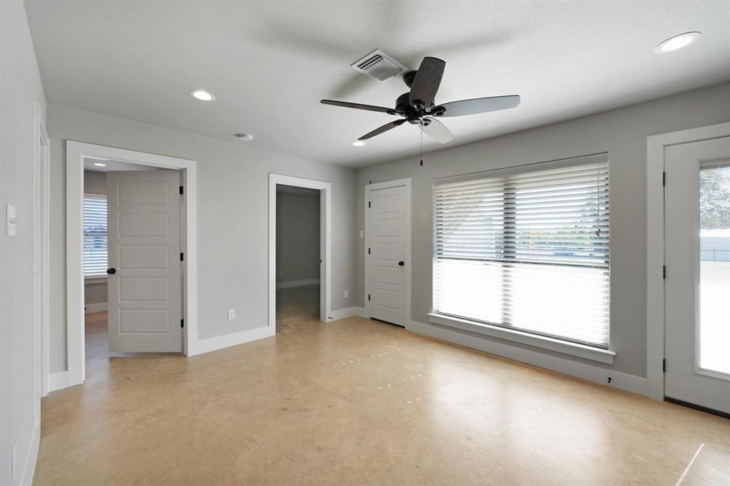 101 Lone Star Road Property Photo 14