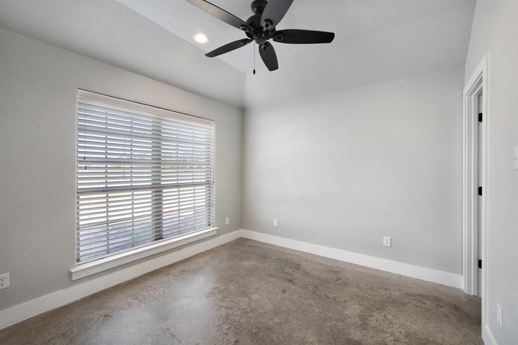 101 Lone Star Road Property Photo 21