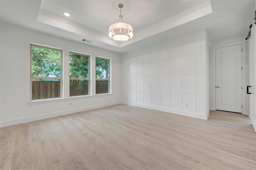 3008 Sandy Springs Drive Property Photo 17