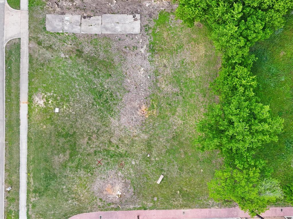 1001 E Rosedale Street Property Photo 10