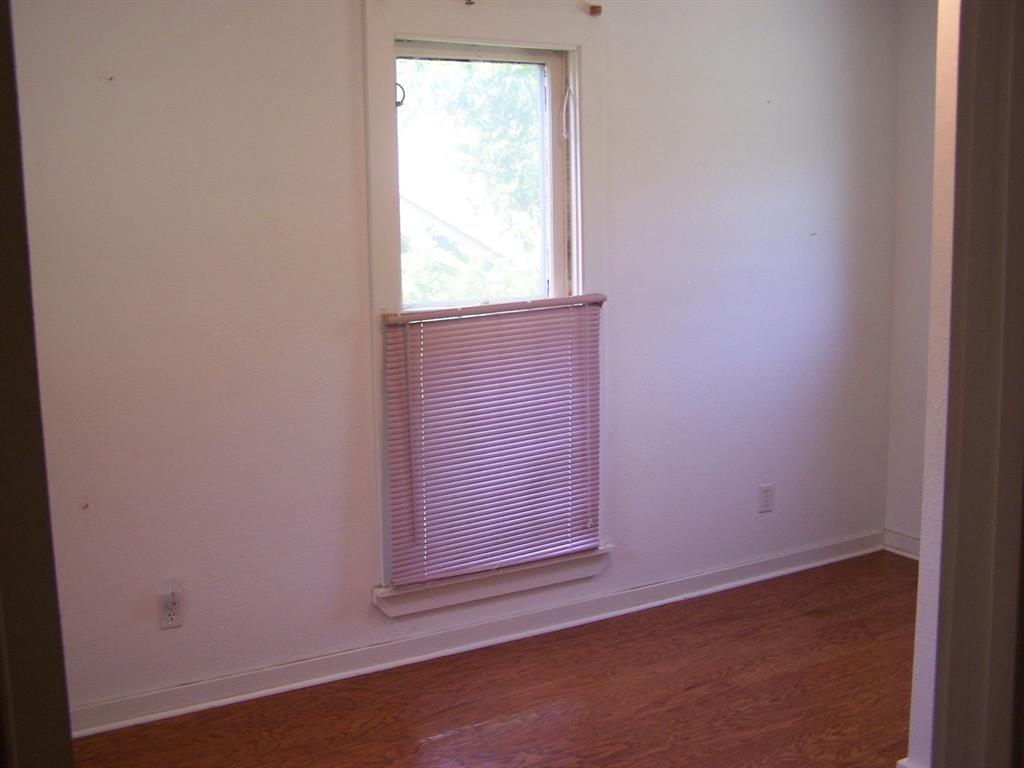 923 Nelson Street Property Photo 16