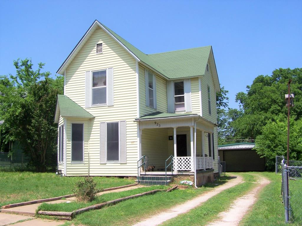 923 Nelson Street Property Photo 27