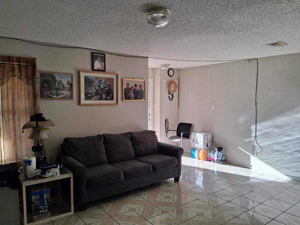 4014 China Elm Drive Property Photo 13