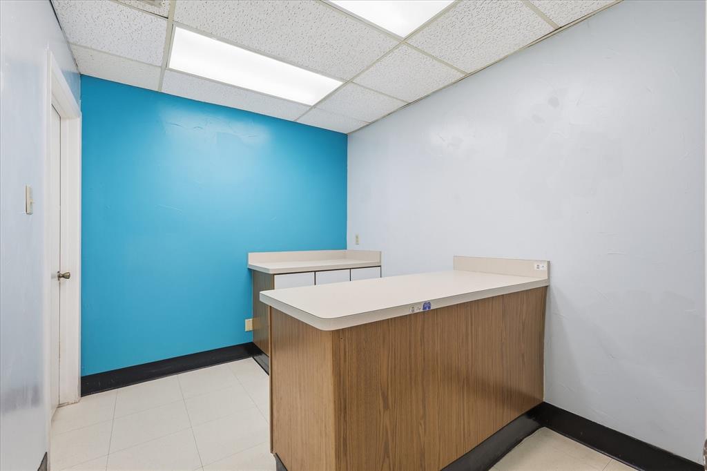 2145 W Park Boulevard Property Photo 6