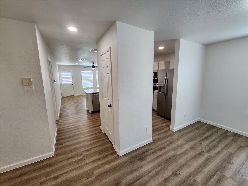12808 Kingsgate Drive Property Photo 9