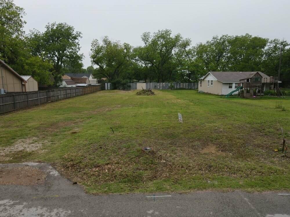 406 Maple Street Property Photo 1