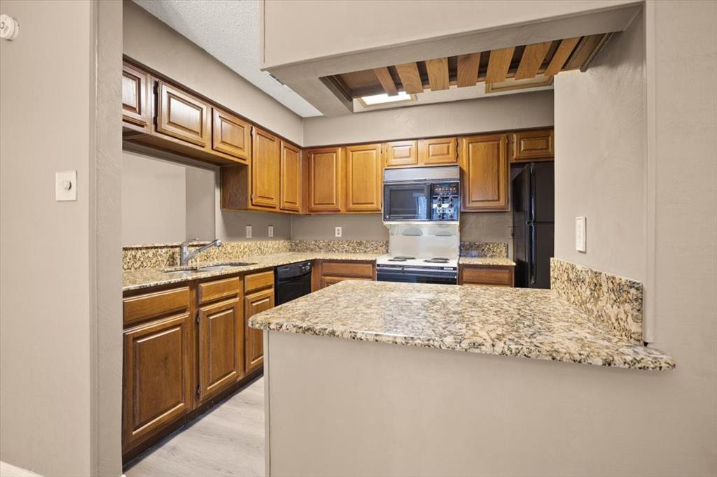 1201 Harwell Drive 225 Property Photo 13
