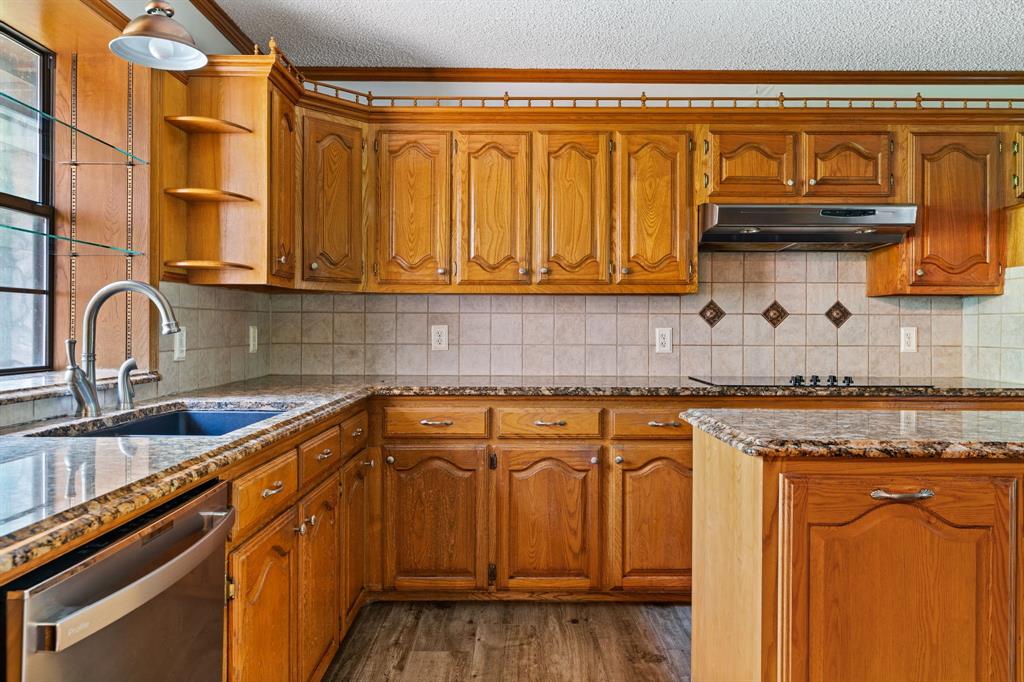 1604 Hollow Way Lane Property Photo 6