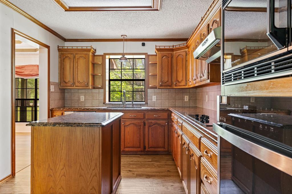 1604 Hollow Way Lane Property Photo 7