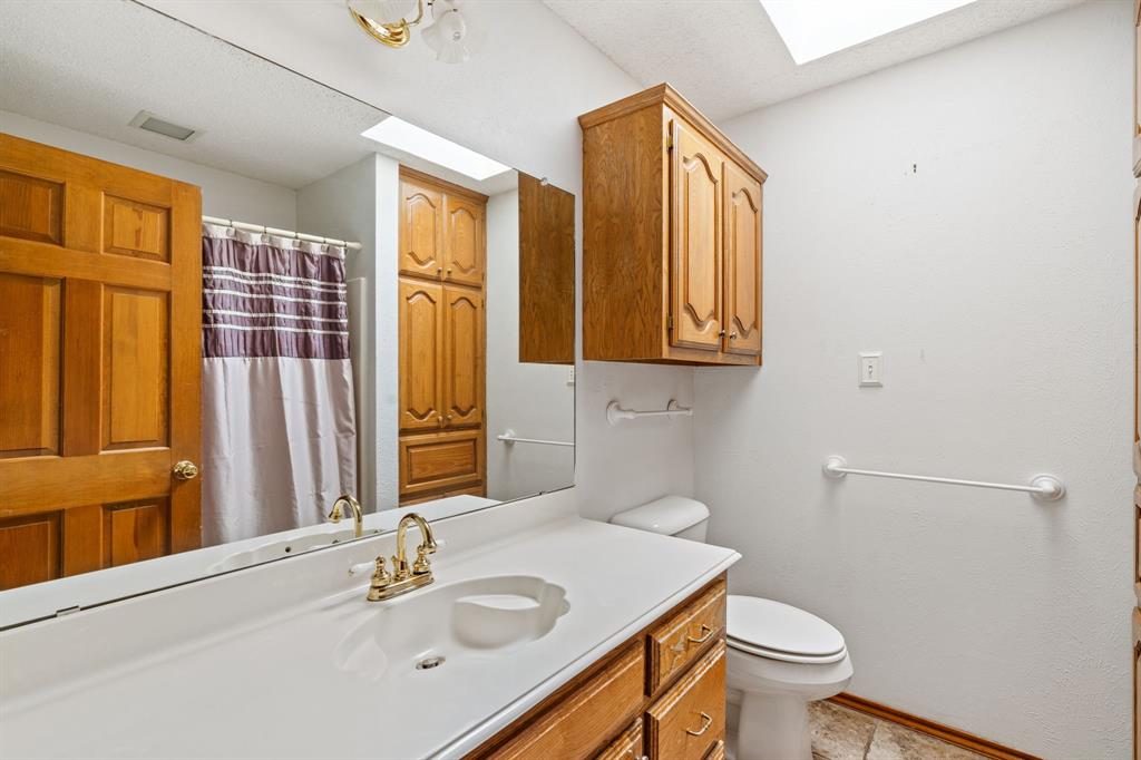 1604 Hollow Way Lane Property Photo 11