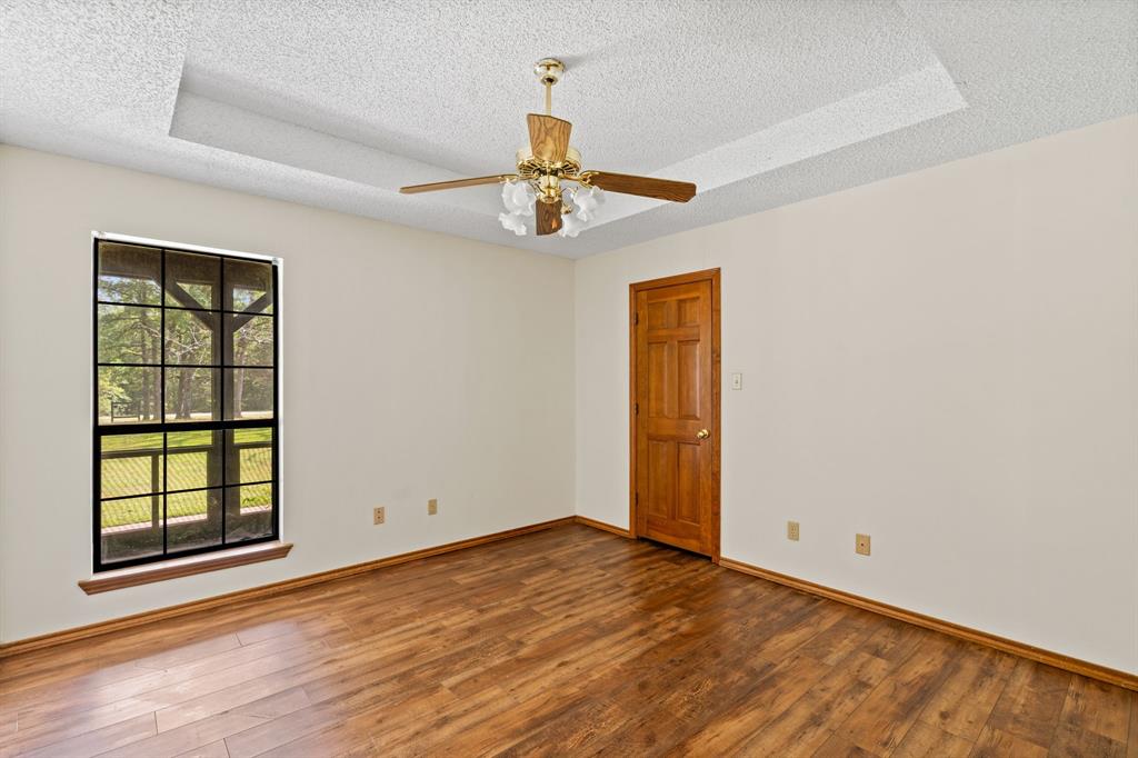 1604 Hollow Way Lane Property Photo 13