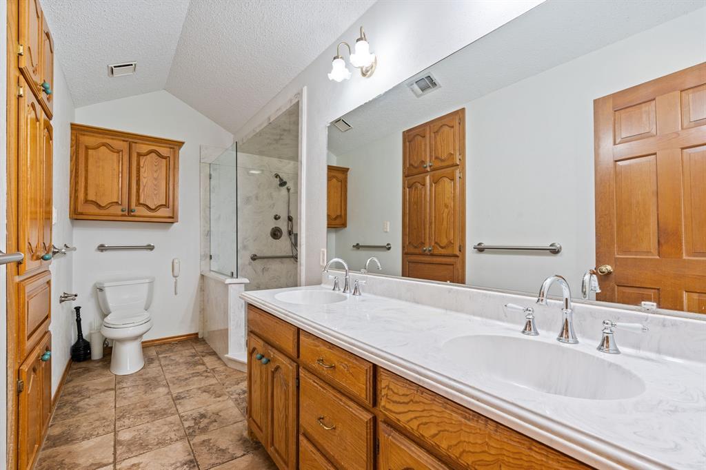 1604 Hollow Way Lane Property Photo 17