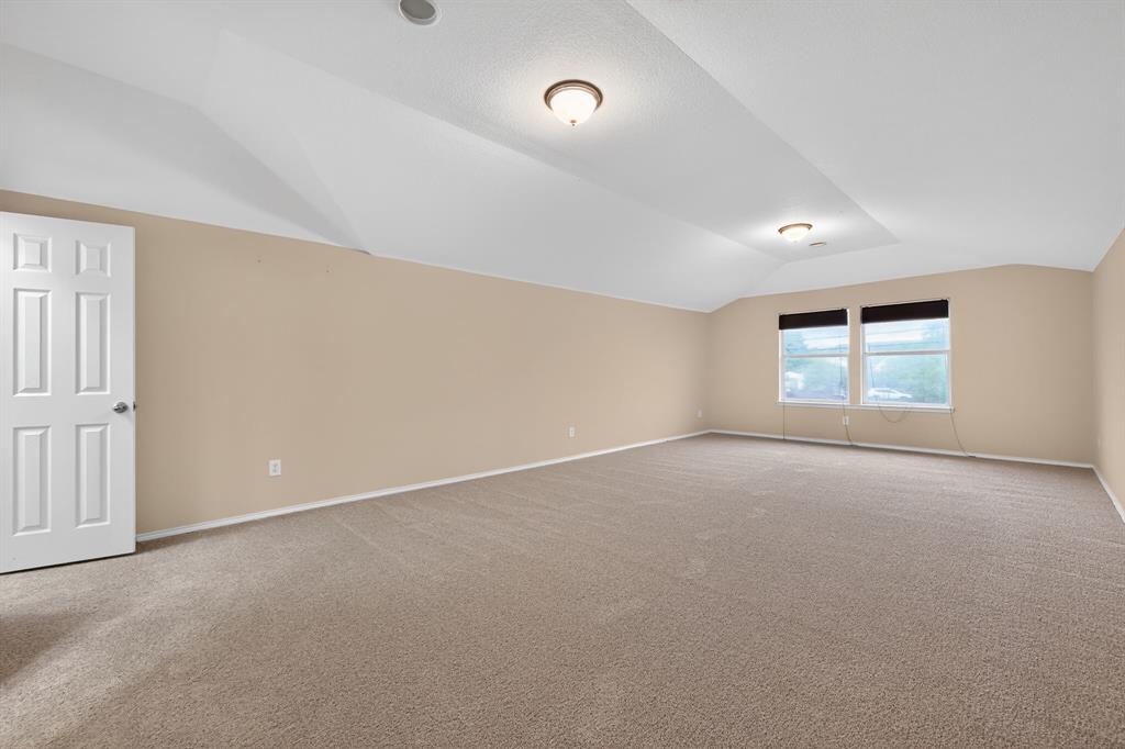 6308 Inverness Drive Property Photo 9
