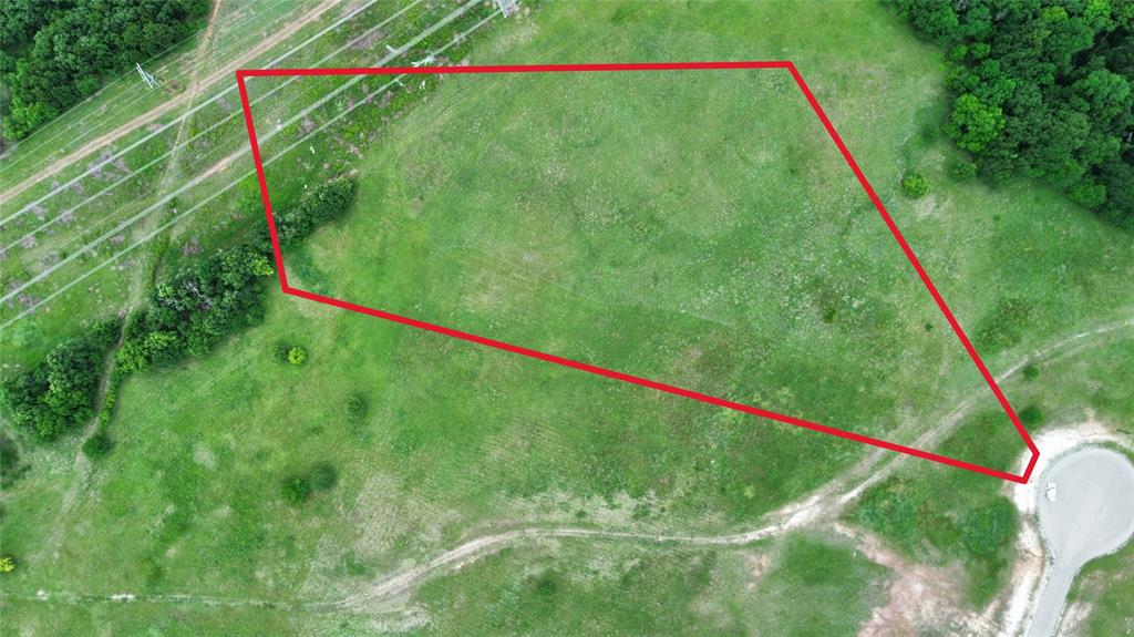 515 Rolling Hills Boulevard Property Photo 2