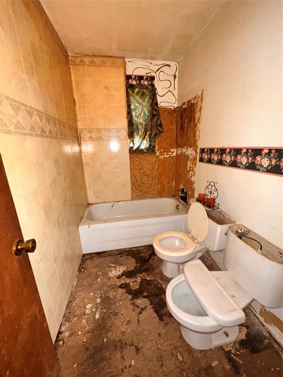 105 Caddo Property Photo 13