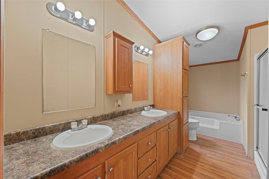 2412 Luisa Lane Property Photo 14