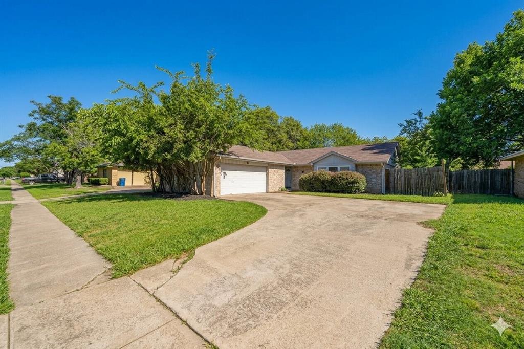 3204 Seaboard Drive Property Photo 2