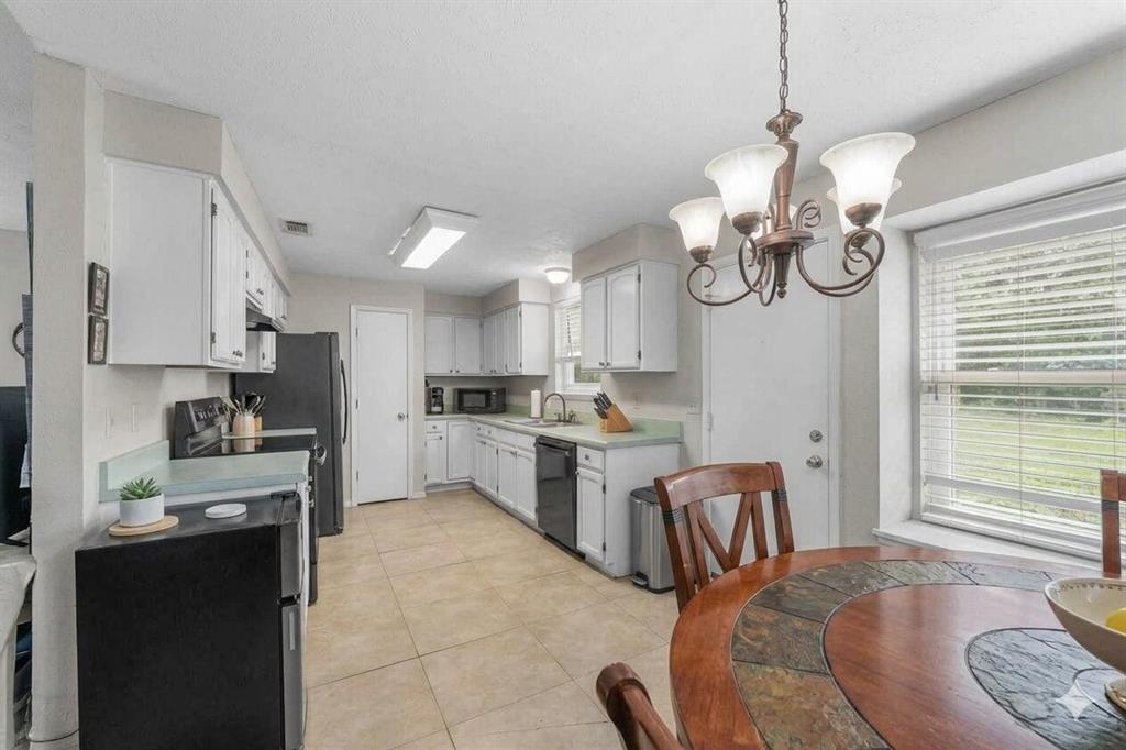 3204 Seaboard Drive Property Photo 6