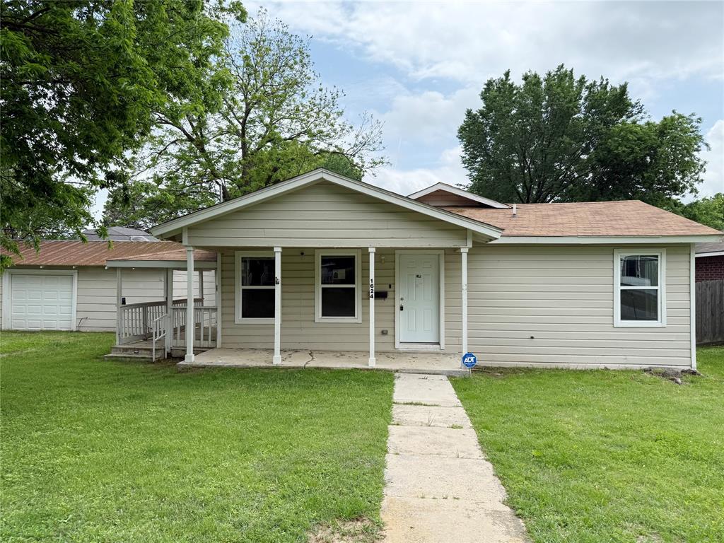 1624 Roy Street Property Photo 1