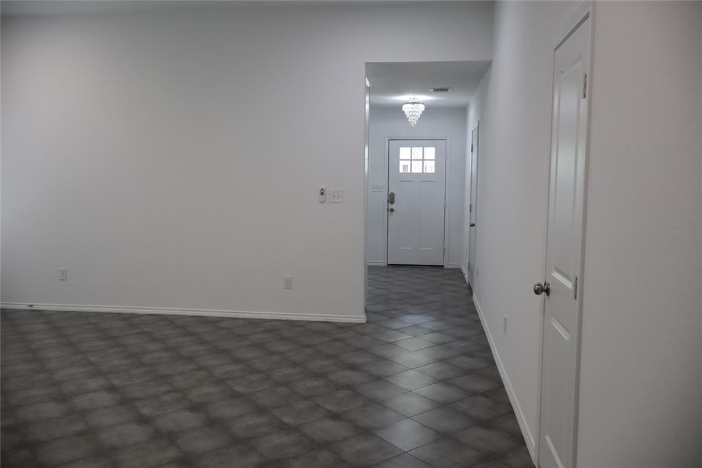 1905 Taylor Street Property Photo 6