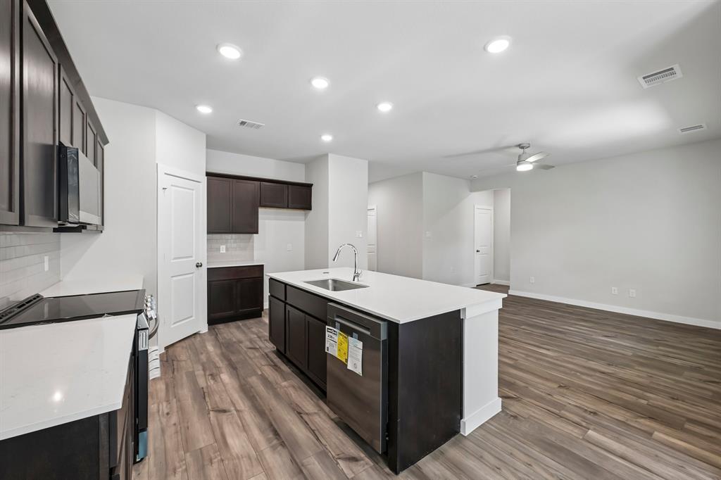 620 Durham Drive Property Photo 10